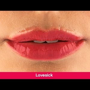 YOUNIQUE Lucrative Lip Gloss LOVESICK New!